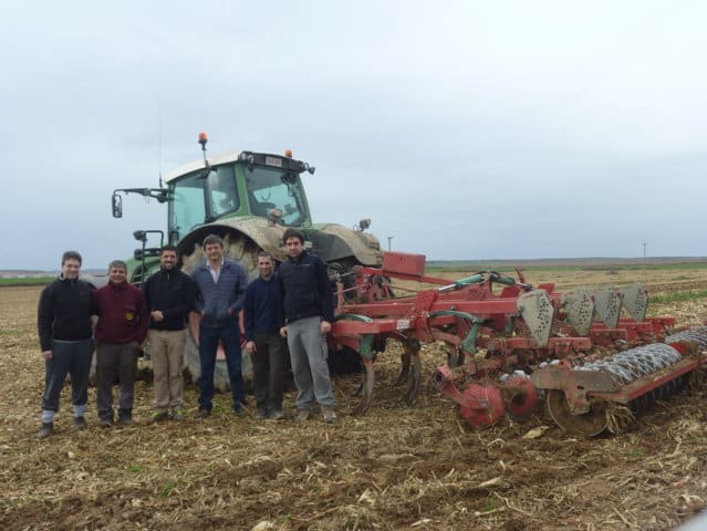 Sencillez de diseño y facilidad de regulación en campo del cultivador CLC Pro 500 F de Kverneland