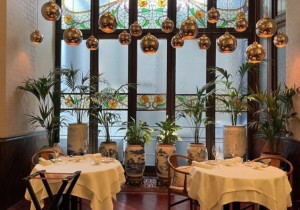 El restaurante asiático China Crown reabre sus puertas en Barcelona