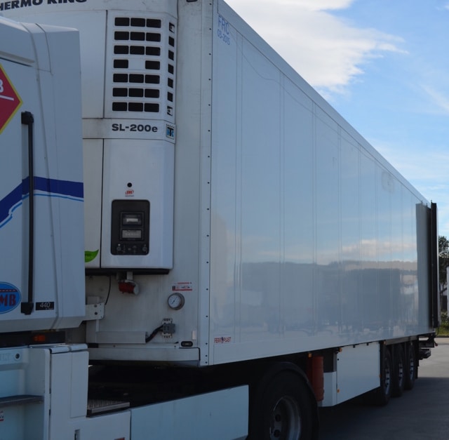 Multa de 8,8 millones de euros de la CNMC a 12 empresas de transportes frigoríficos de mercancías por carretera