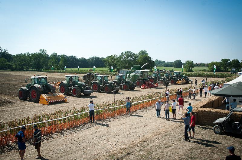 Maquinaria de cosecha y ensayos de cultivos innovadores, en Innov-Agri Grand Sud-Ouest 2015