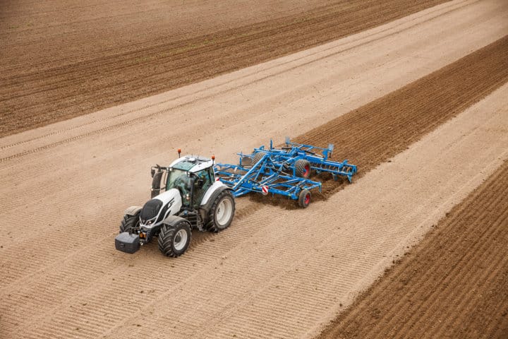 Valtra amplía la serie T con los nuevos modelos HiTech