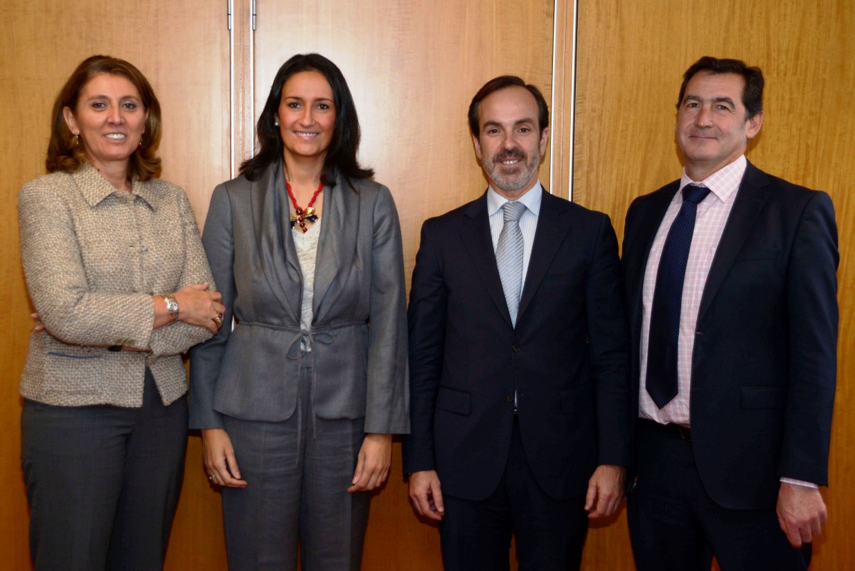 FIAB, Minetur y Santander acuerdan lanzar un programa para las pymes de la industria alimentaria