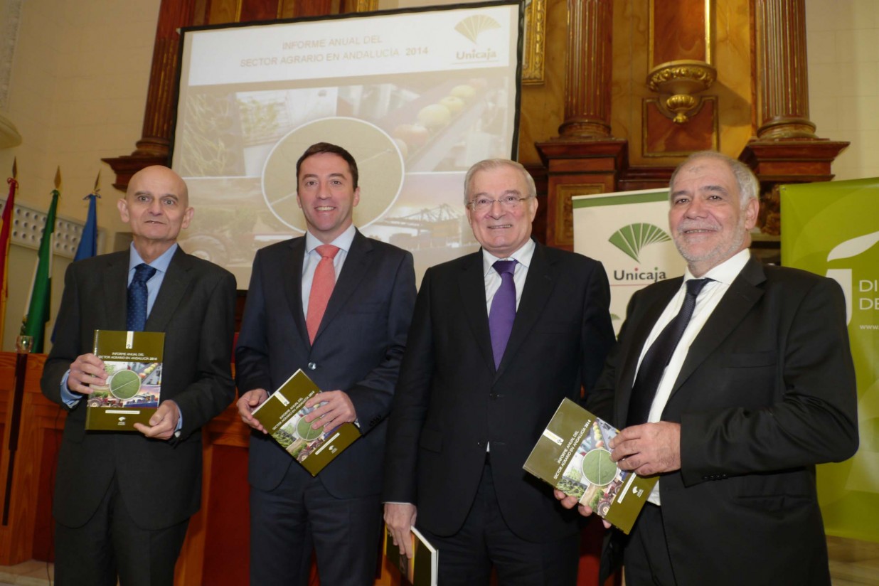 Unicaja publica su Informe Anual del Sector Agrario en Andalucía 2014