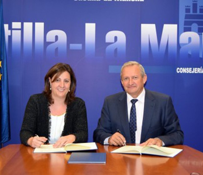 Cooperativas de C-LM firma un convenio con el IPEX para impulsar el comercio exterior