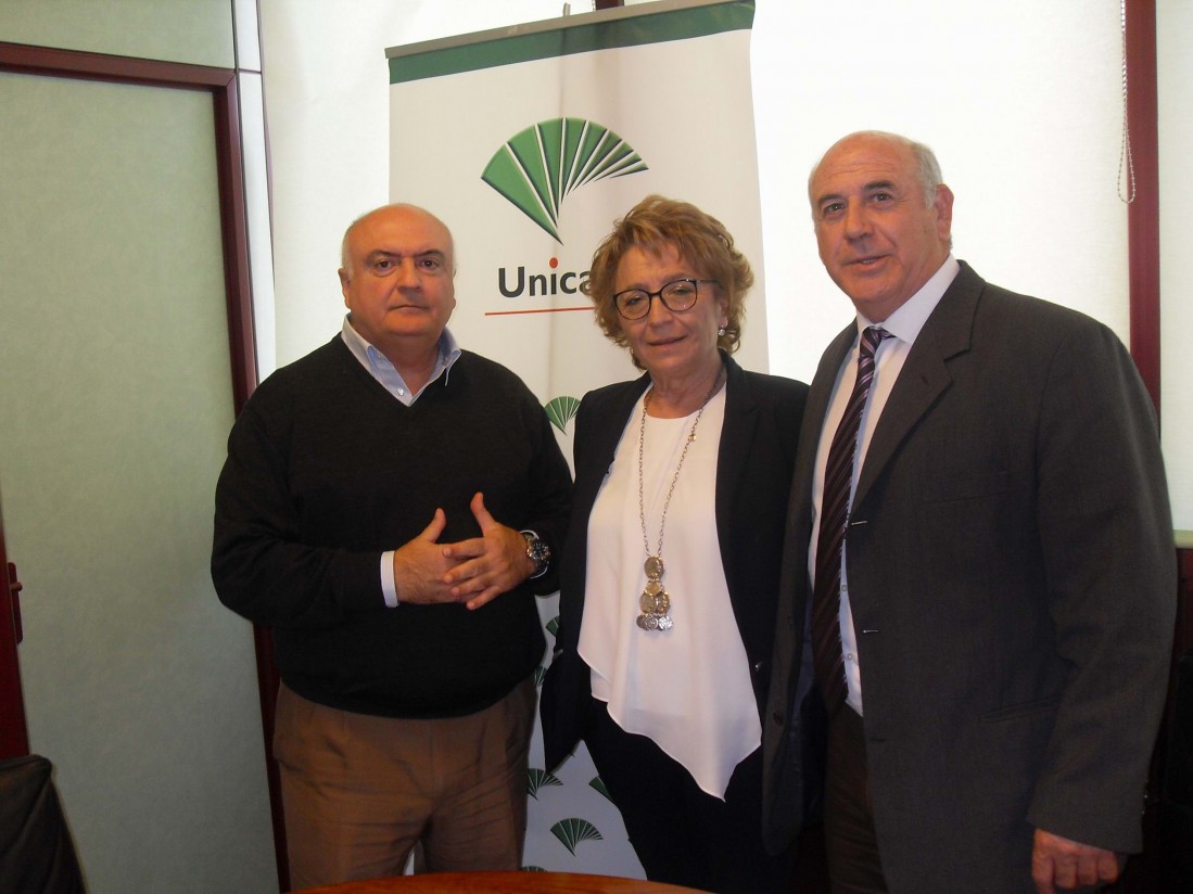 Unicaja renueva su apoyo a la Fundación del Olivar