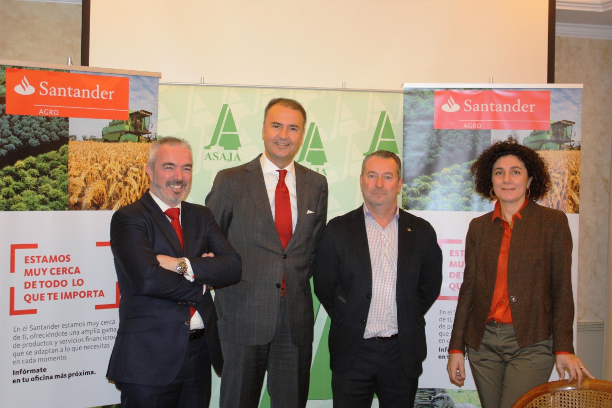 ASAJA de Castilla y León y Banco Santander firman un convenio de financiación