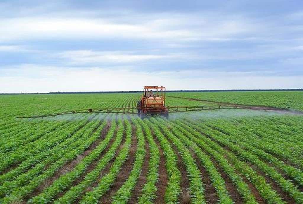 COAG pide a Competencia que vigile los oligopolios que controlan el mercado de insumos agrarios