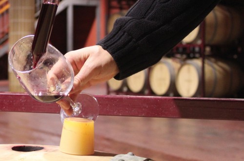 Análisis: el «boom» de ventas aligera los almacenes y deja a algunas cooperativas sin vino