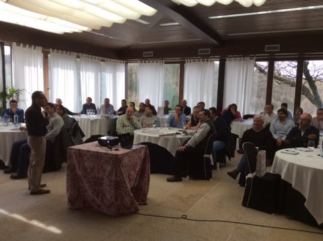 Arranca la ronda de talleres formativos de Zoetis sobre el manejo de  cerdas nulíparas