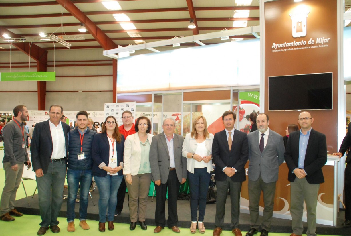 Visitantes nacionales e internacionales se interesan por Expolevante Níjar 2016