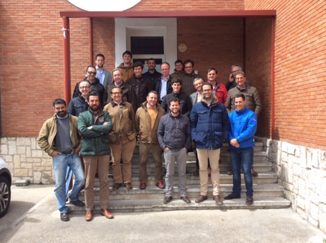 Productores extremeños de carne de vacuno visitan con Zoetis Cárnicas Miguel Vergara