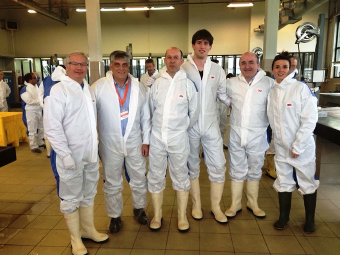 Profesionales españoles de avicultura asisten al Seminario de Salud Intestinal Avícola de Zoetis en Gante