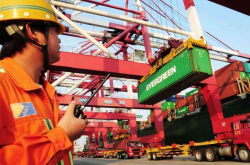 China desbanca a EEUU como potencia importadora de alimentos y bebidas, según el IESE