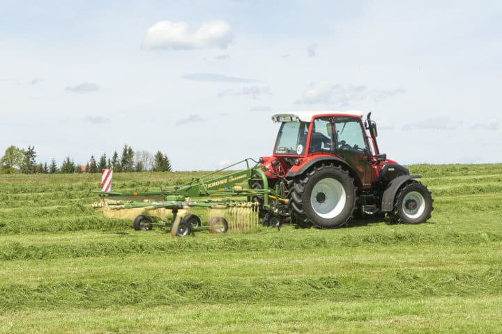 Los hileradores de un solo rotor de Krone, ahora con Efecto Lift