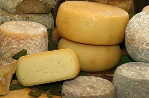 Italia va a por todas e insiste en el etiquetado obligatorio del origen de los productos lácteos