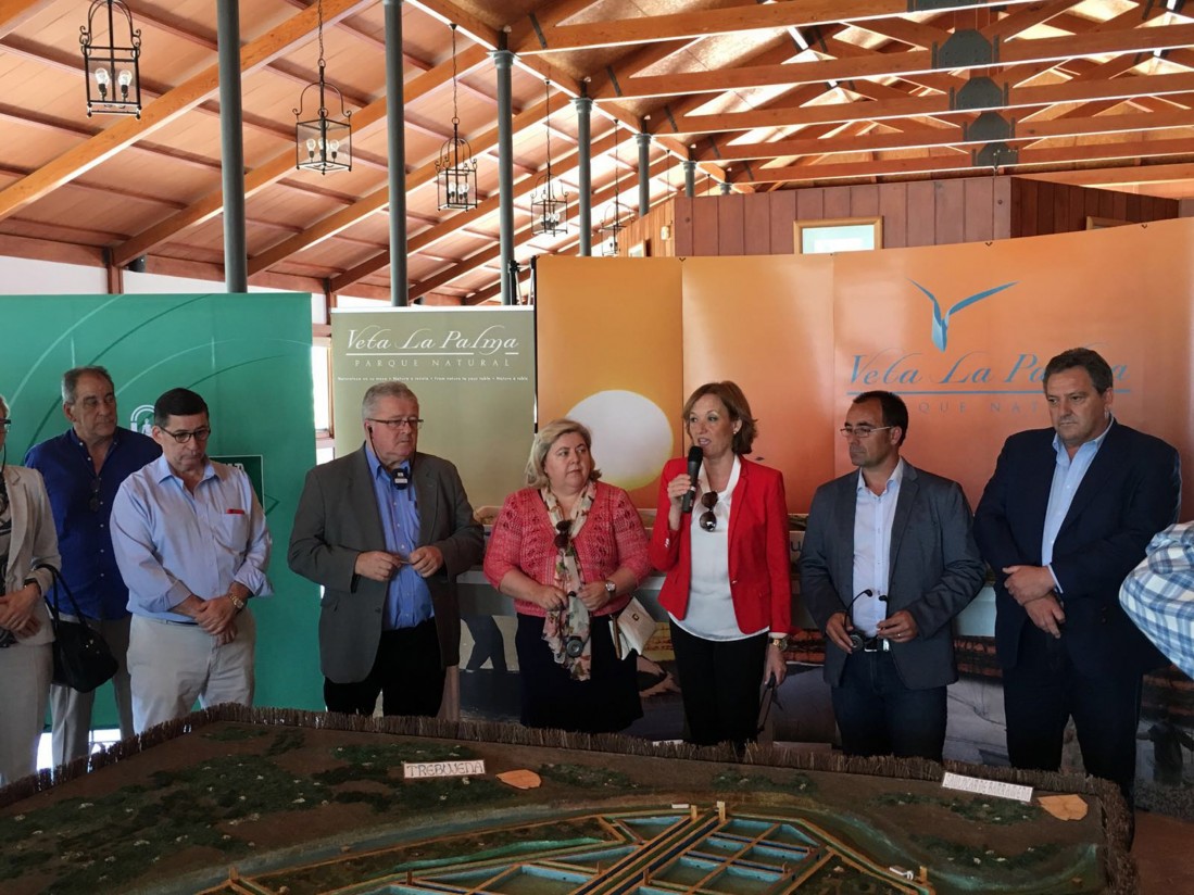 Una delegación de eurodiputados visita explotaciones de dehesa y empresas andaluzas