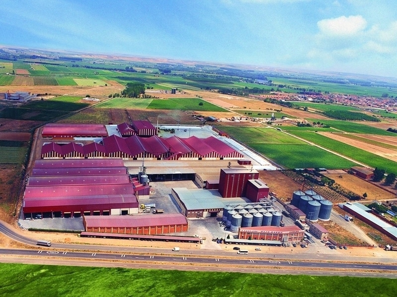 Cobadu facturó 275 M€ en 2015 e invirtió 12 M€ en su tercera fábrica de piensos