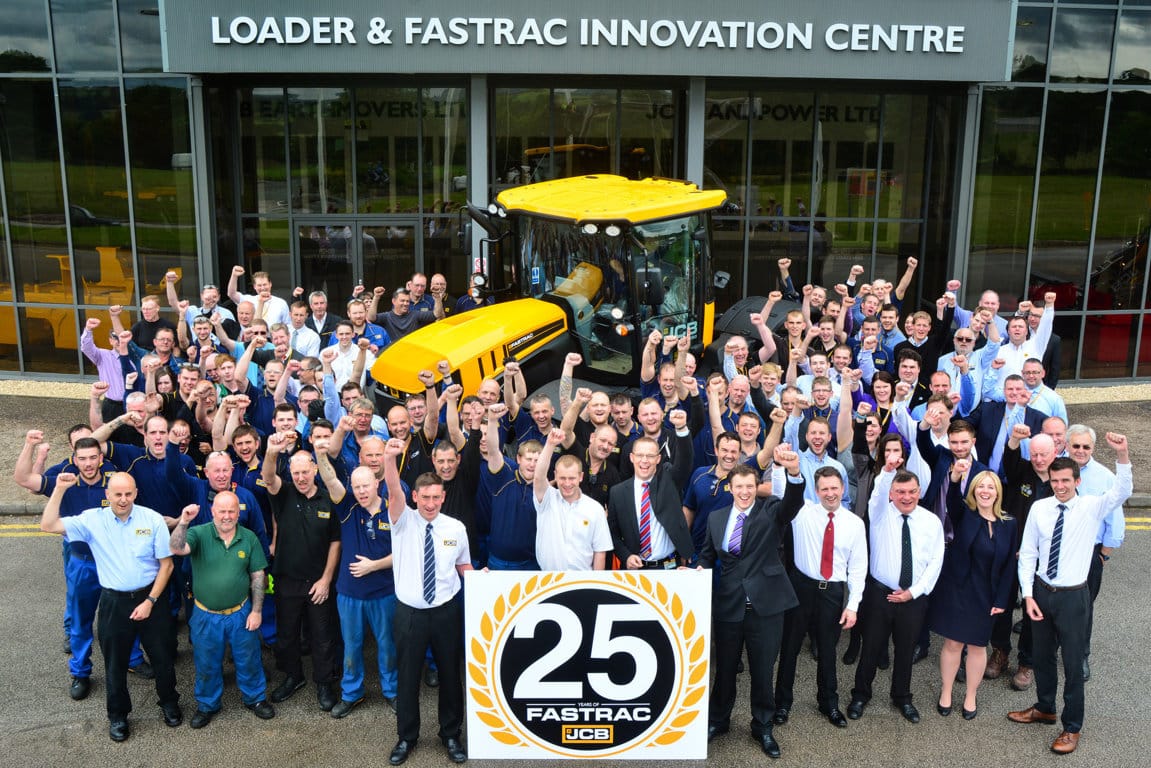 JCB celebra los 25 años de fabricación del Fastrac