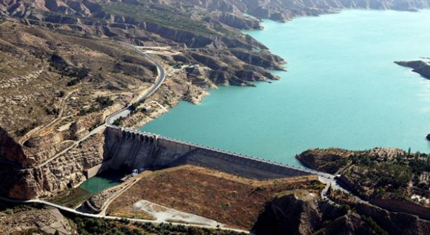 Feral advierte que en cinco meses la agricultura del Levante se puede quedar sin agua