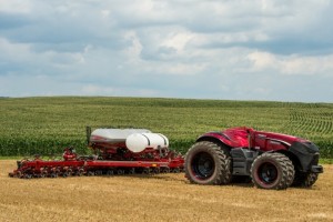 Case IH Magnum Autonomous Concept Tractor in the field with the Case IH ... (FILEminimizer)