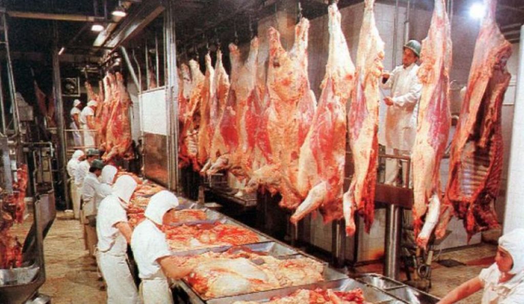 Administración y sector trabajan en un nuevo modelo de gestión del control sanitario de la carne catalana