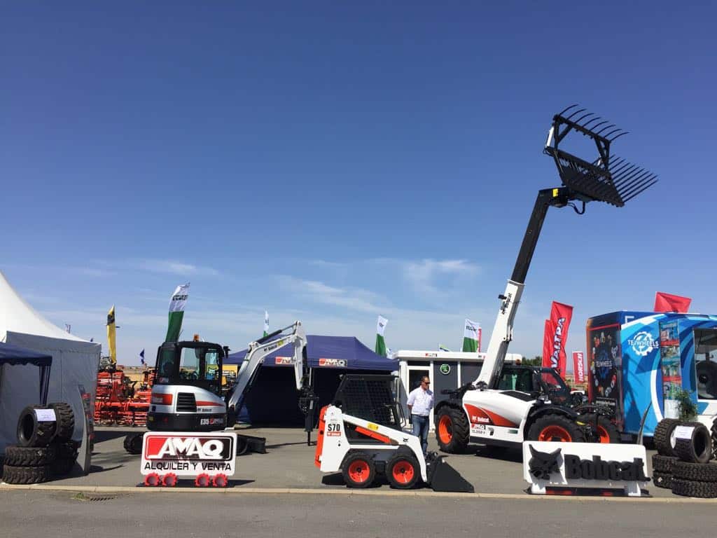 Bobcat en la feria Salamaq