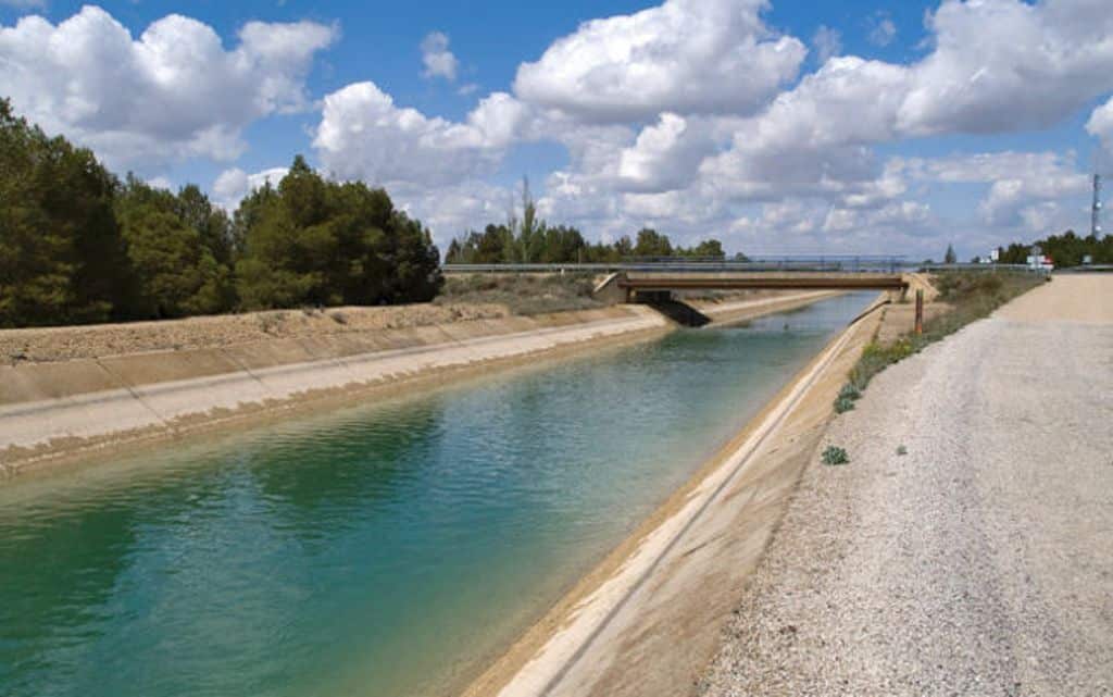 El Magrama autoriza un trasvase de 60 Hm3 para el último trimestre de 2016 a través del acueducto Tajo-Segura