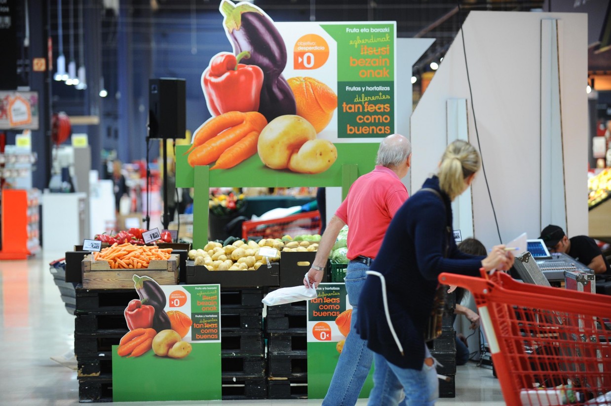 Eroski promueve el consumo de frutas y hortalizas «feas»