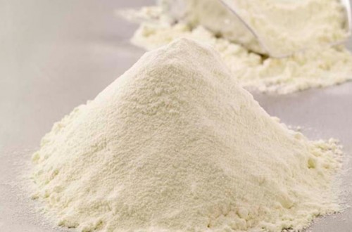 Bruselas saca a subasta 22.150 t de leche desnatada en polvo almacenadas en la intervención pública