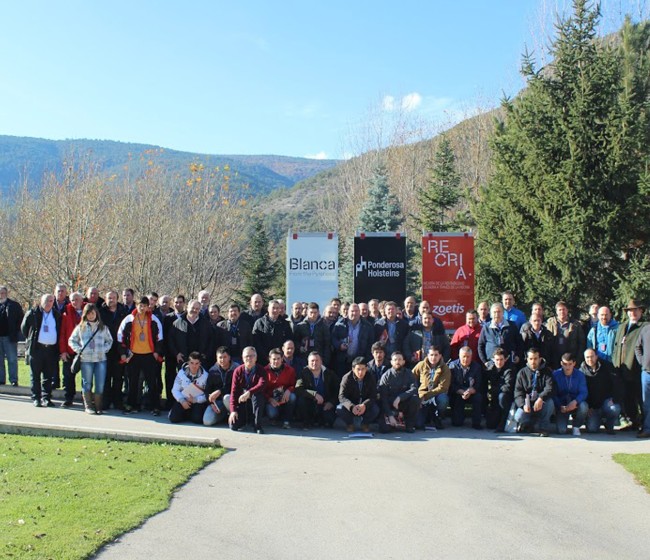 Zoetis organiza un curso de formación para mejorar la rentabilidad lechera en Blanca From The Pyrenees