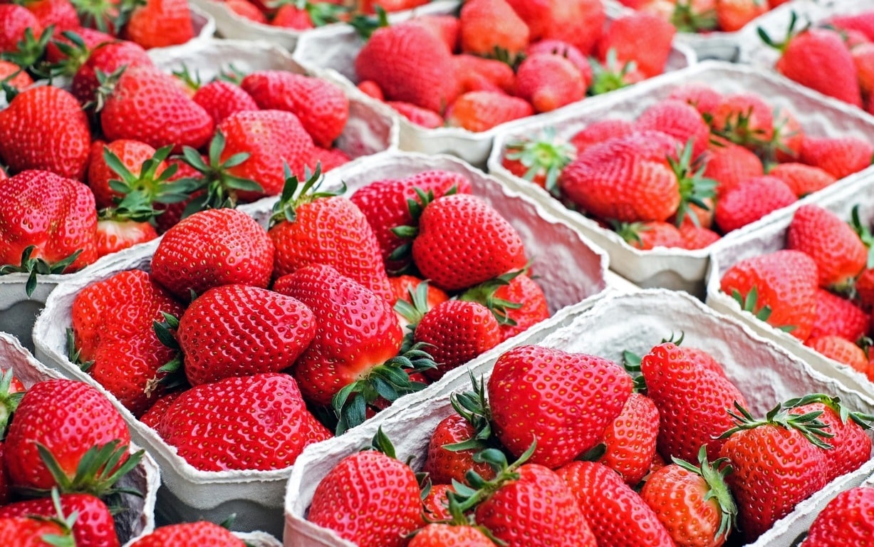 Promociones comerciales que prevén ofertar fresas a ‘precio de crisis’ inferior al precio al agricultor