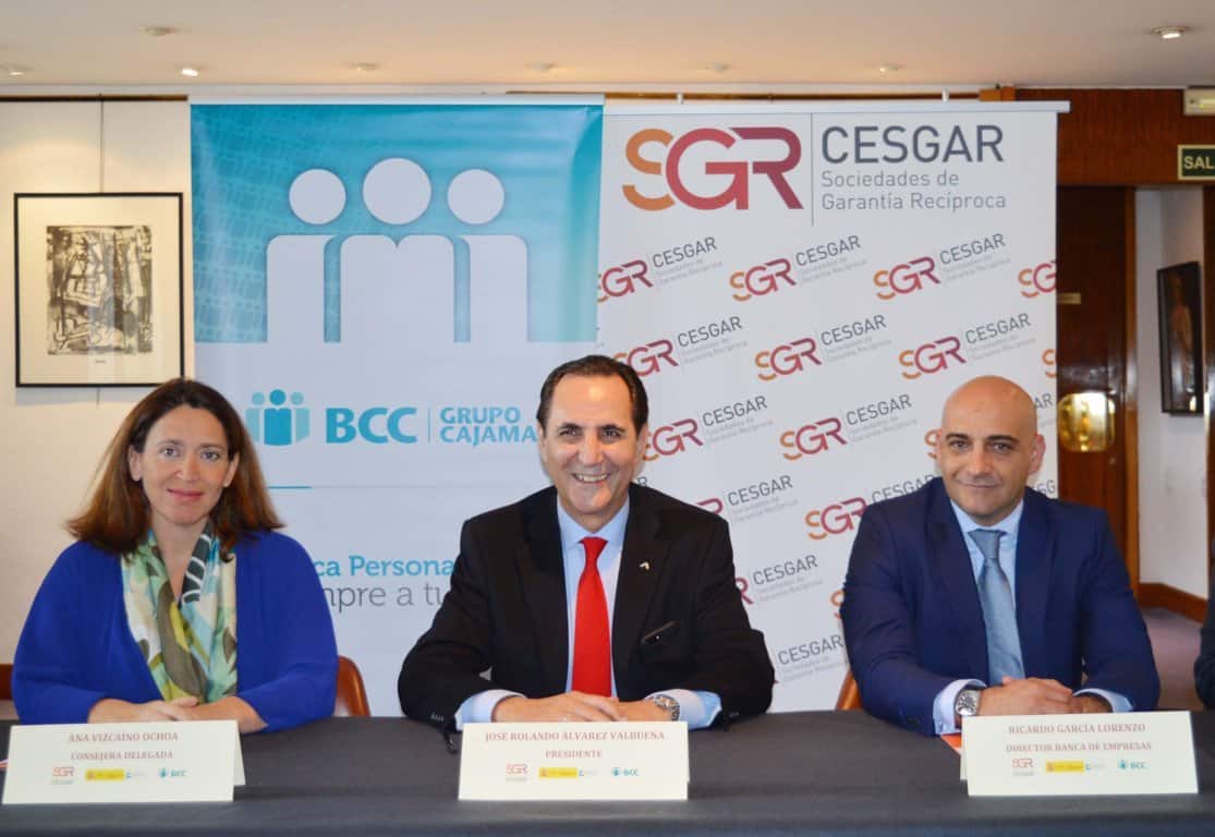 Convenio entre las SGR, Grupo Cooperativo Cajamar y Mineco para llevar financiación a más de 3.000 empresas