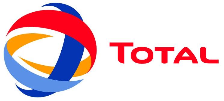 Total Lubricantes presenta Total Tractagri T4R, para profesionales agrícolas