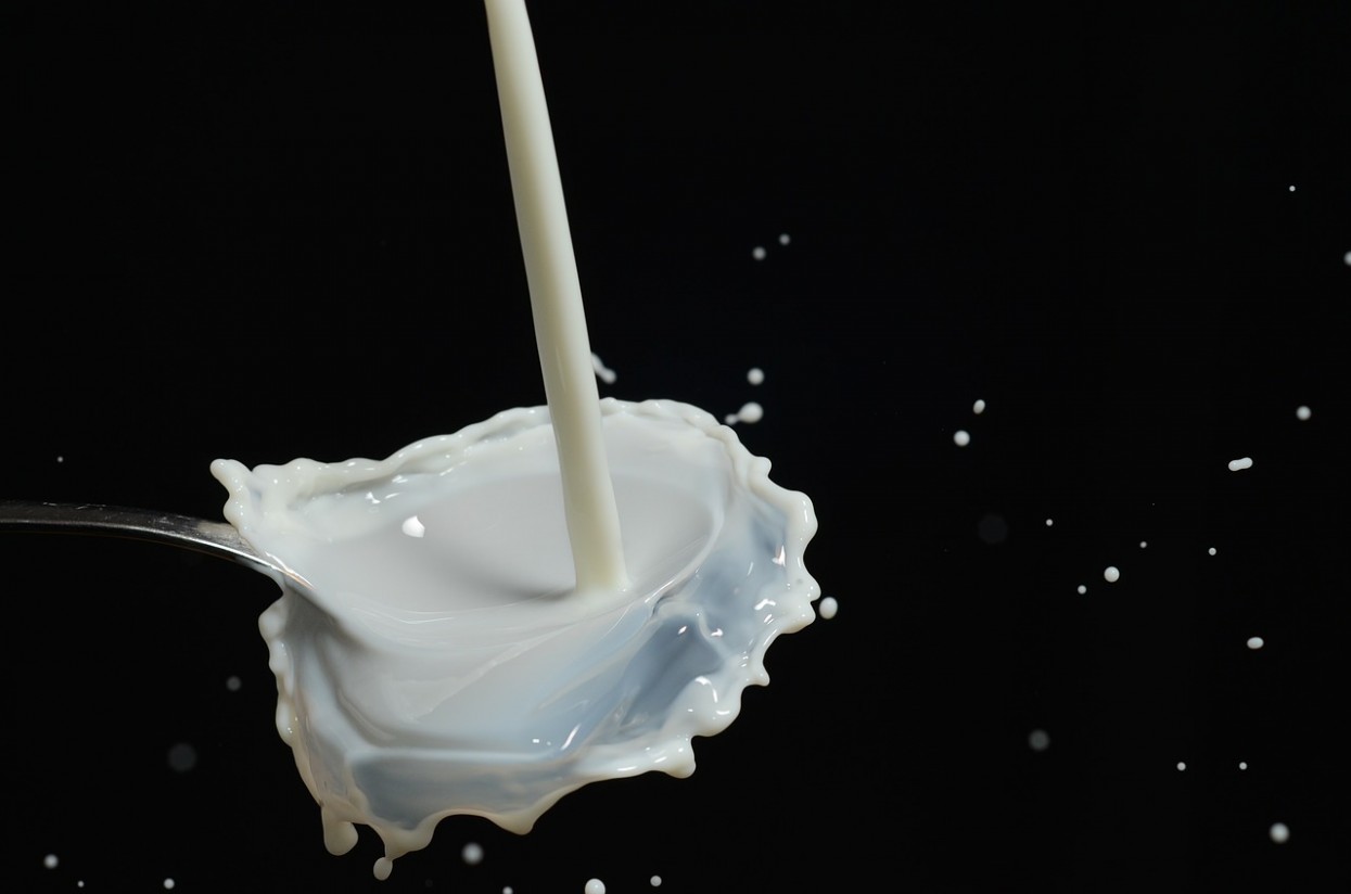 La AICA estudia una presunta venta a pérdidas en leche tras una denuncia de Unión de Uniones