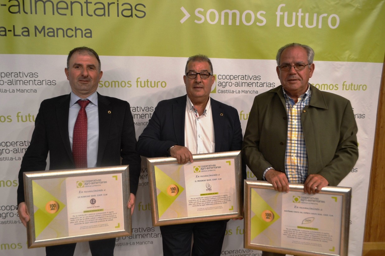 Homenaje de Cooperativas Agro-alimentarias Castilla-La Mancha a sus entidades centenarias