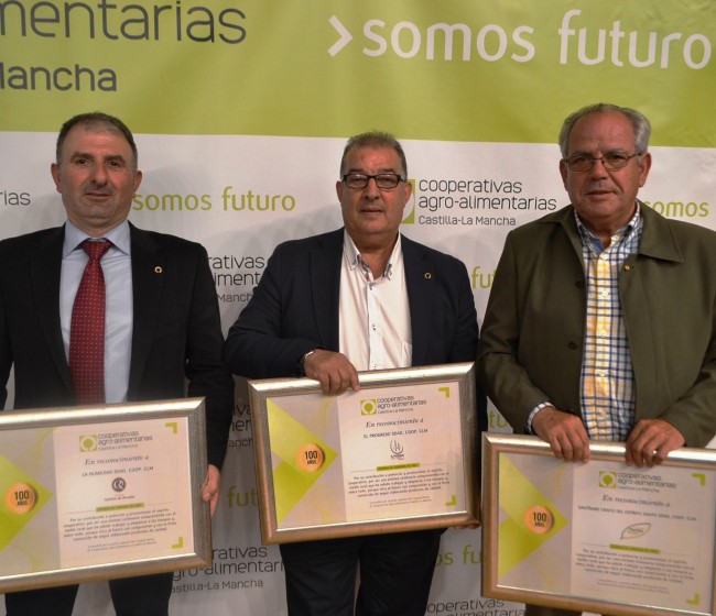 Homenaje de Cooperativas Agro-alimentarias Castilla-La Mancha a sus entidades centenarias