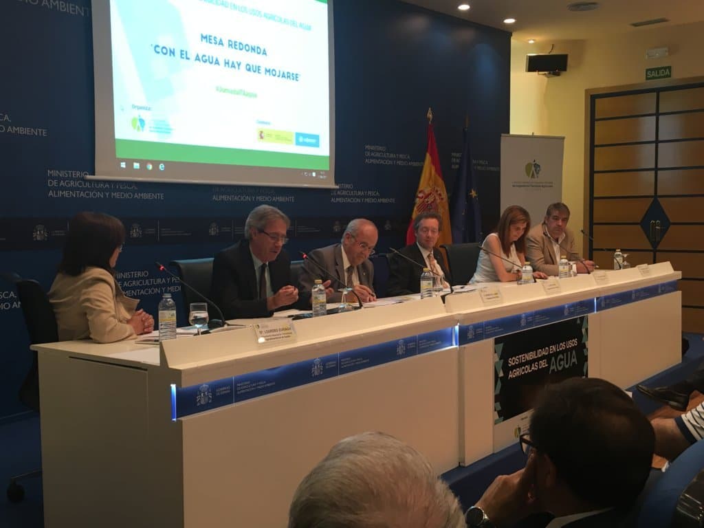 Gobierno y expertos advierten que la agricultura española será de regadío o no será