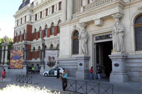 El Mapama lanza la campaña #DeAquíYDeAhora para aumentar el consumo de frutas de temporada