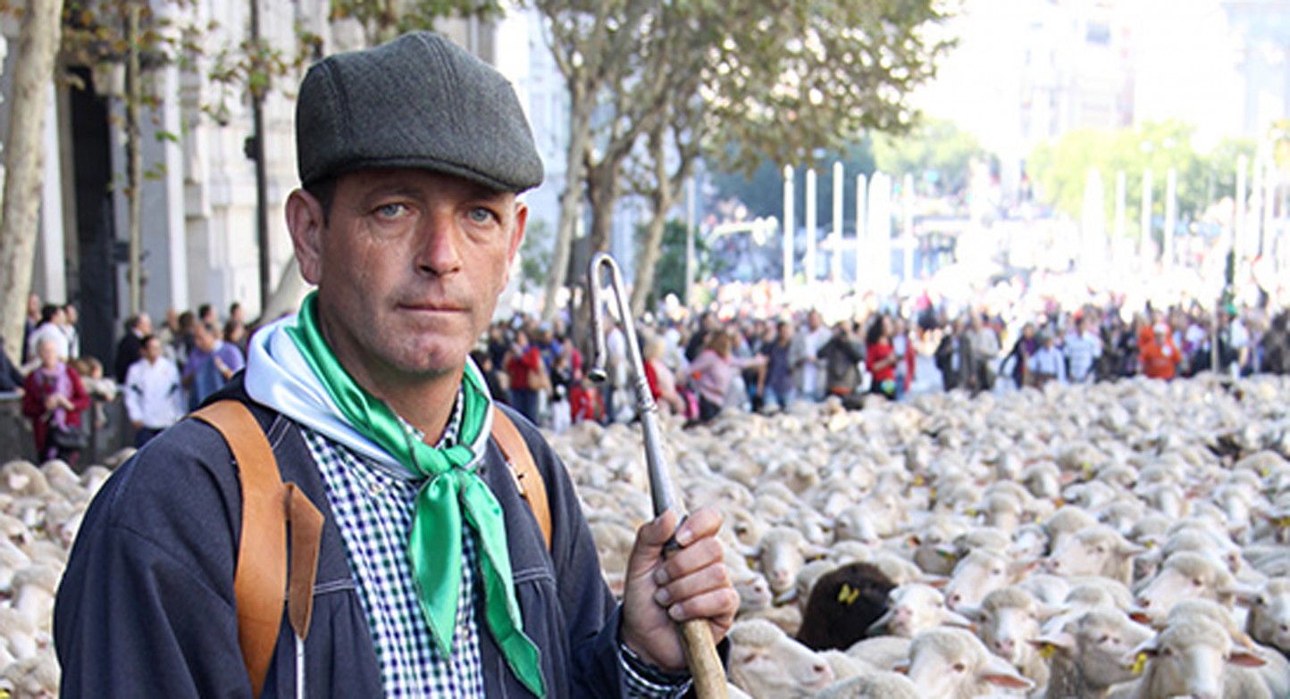 El ganadero trashumante extremeño Miguel Cabello, premio Orgullo Rural 2017