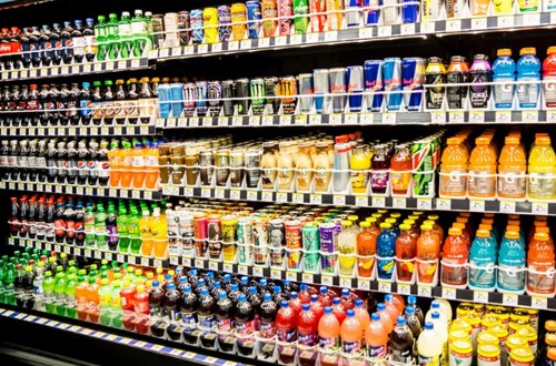 Montoro anuncia que el Gobierno no va a recurrir al TC la tasa catalana a las bebidas azucaradas