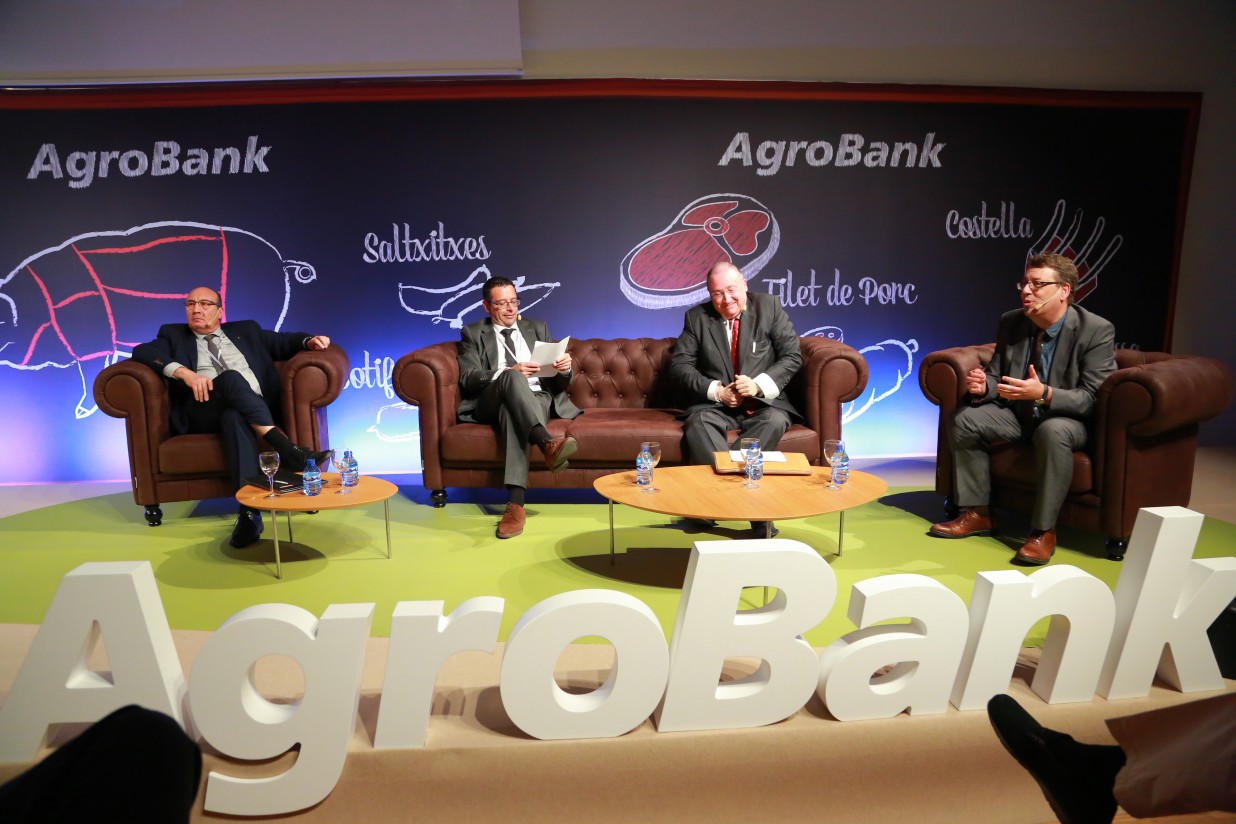 AgroBank celebró en Lleida una jornada sobre el futuro del sector porcino