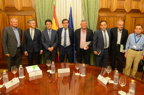 El Mapama presenta el convenio sobre reempleo de granos para siembra