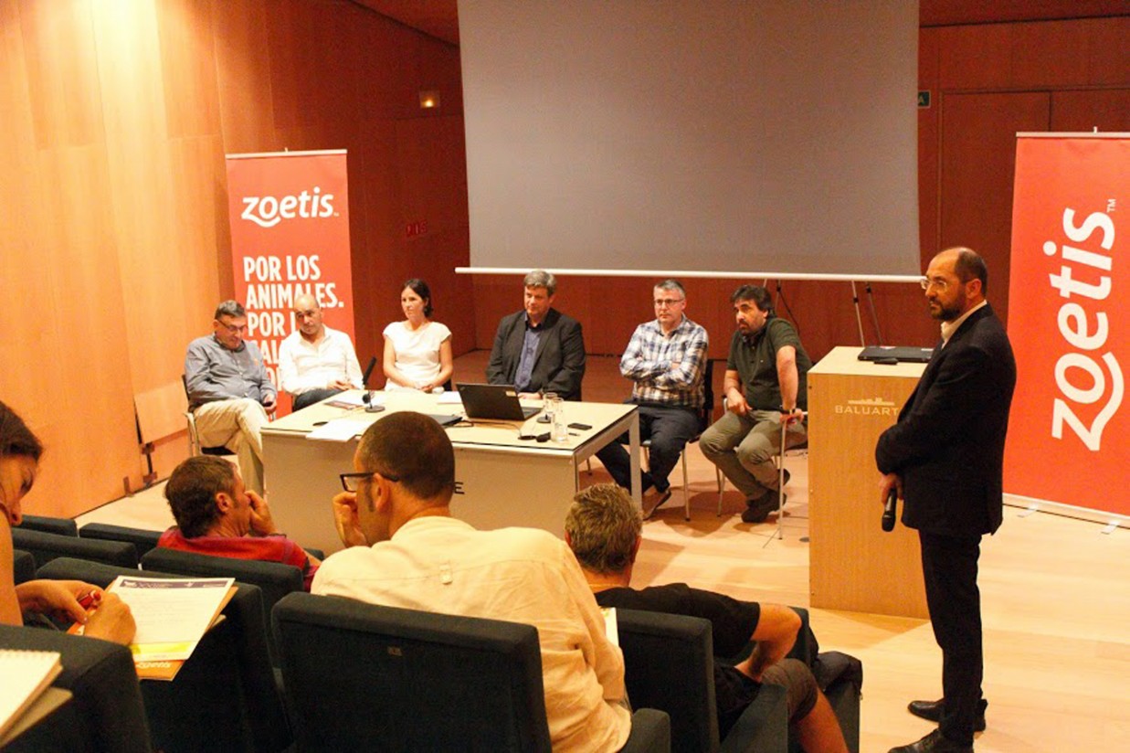 Profesionales de vacuno de leche debaten sobre el manejo del secado en los diferentes entornos productivos