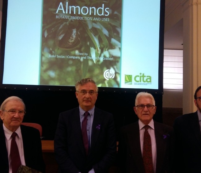 Aragón presenta el nuevo libro de referencia mundial sobre el cultivo del almendro