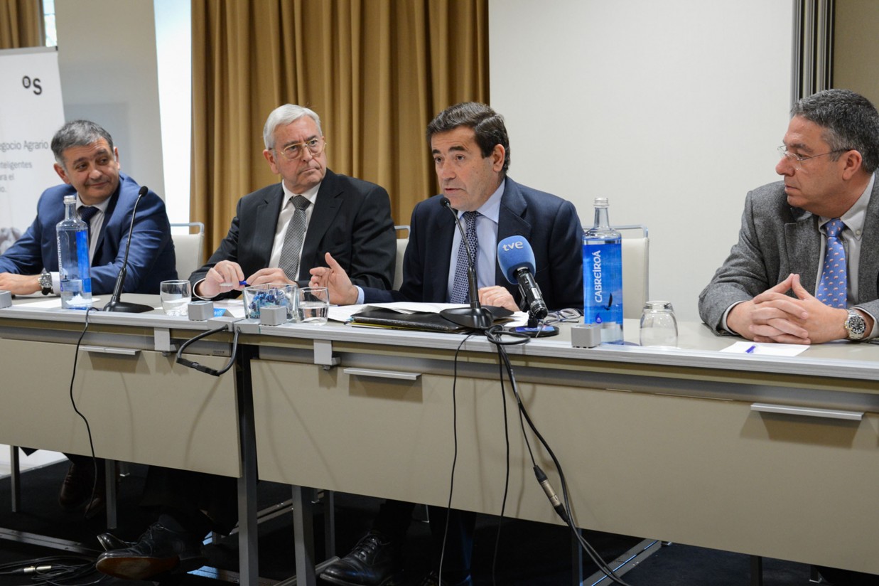 Carlos Cabanas destaca la capacidad estratégica del sector porcino en la Asamblea de Anprogapor