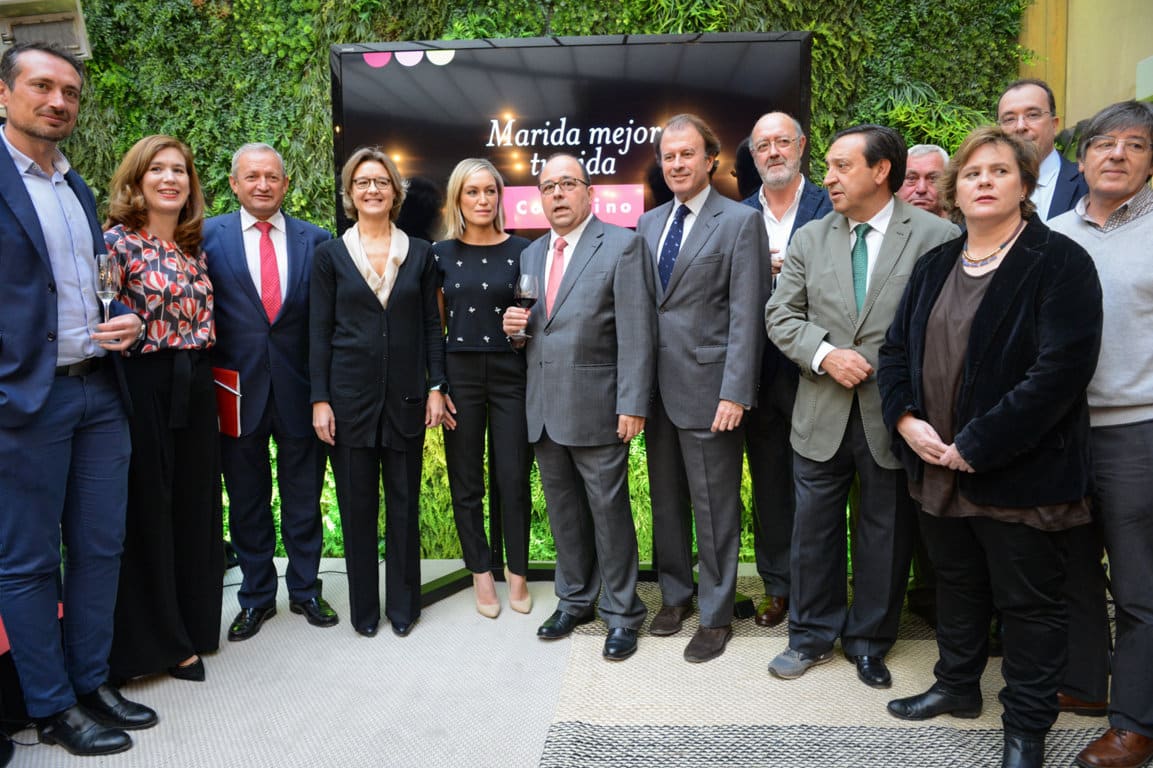 La Interprofesional del Vino de España inicia la campaña  “Marida mejor tu vida con vino”