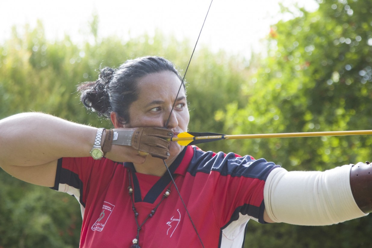 La campeona del mundo de tiro con arco, nueva imagen publicitaria de Seipasa