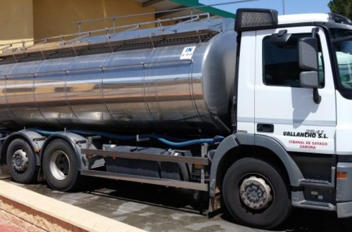 Las entregas de leche de vaca a industria subieron un 4% en la UE en enero pasado