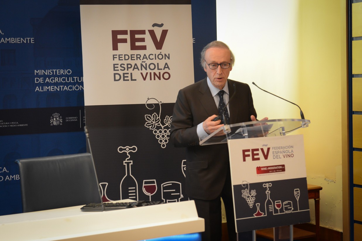 Miguel Torres reelegido como presidente de la Federación Española del Vino