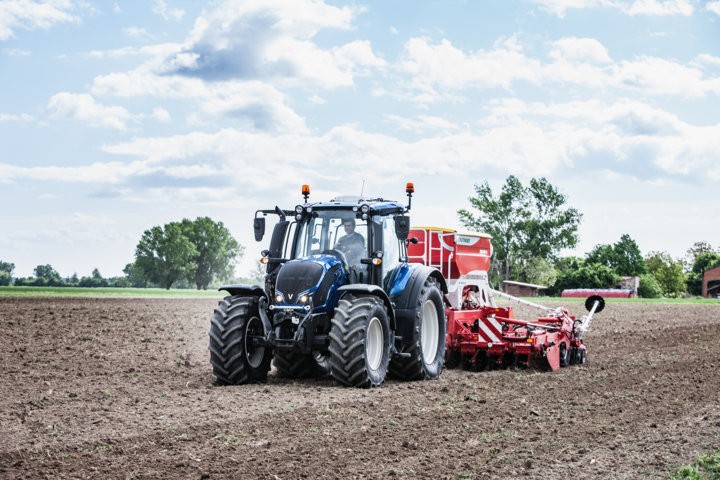 Tractor Valtra Serie N